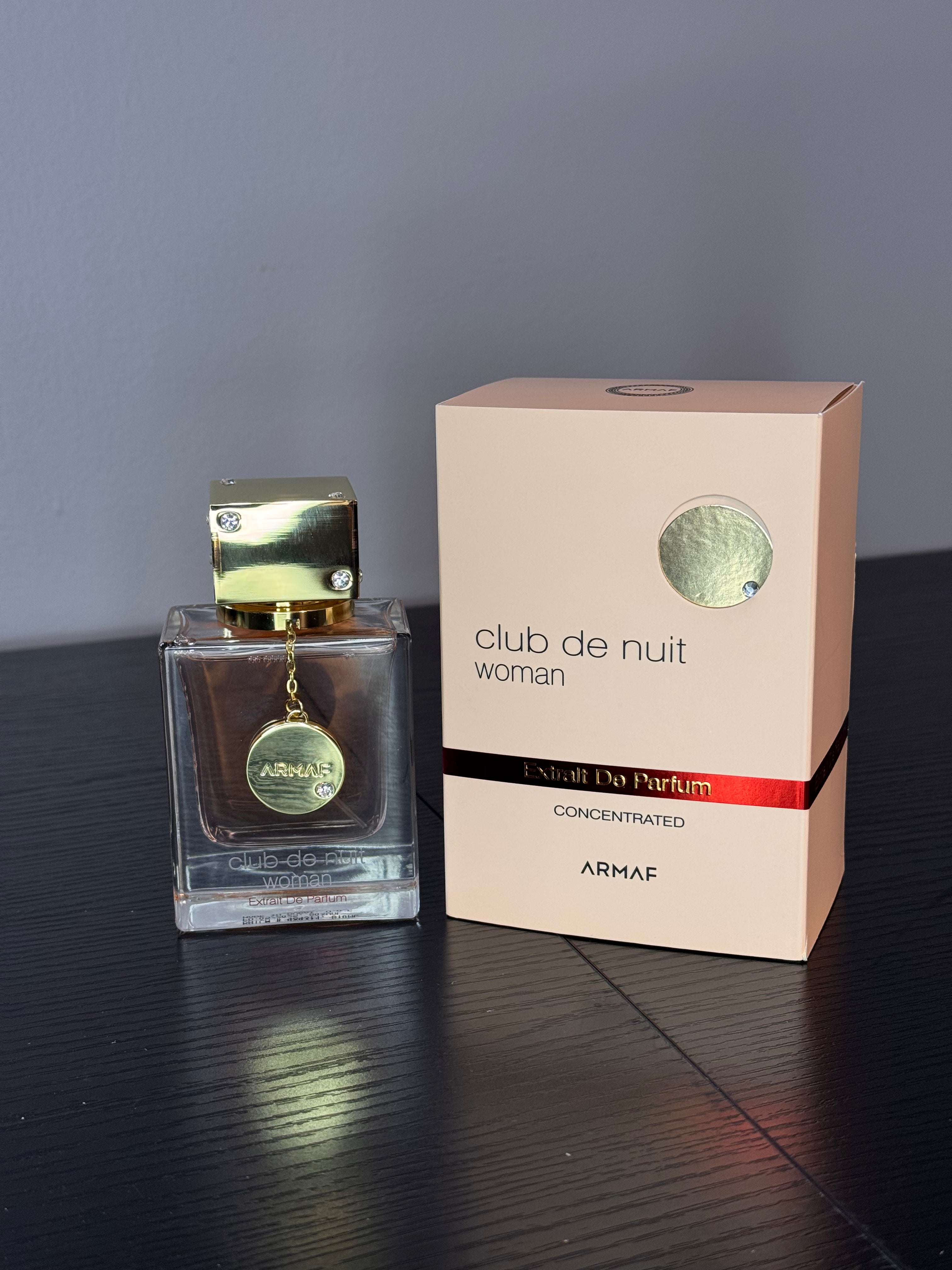 Club de Nuit Woman Extrait de Parfum – Armaf