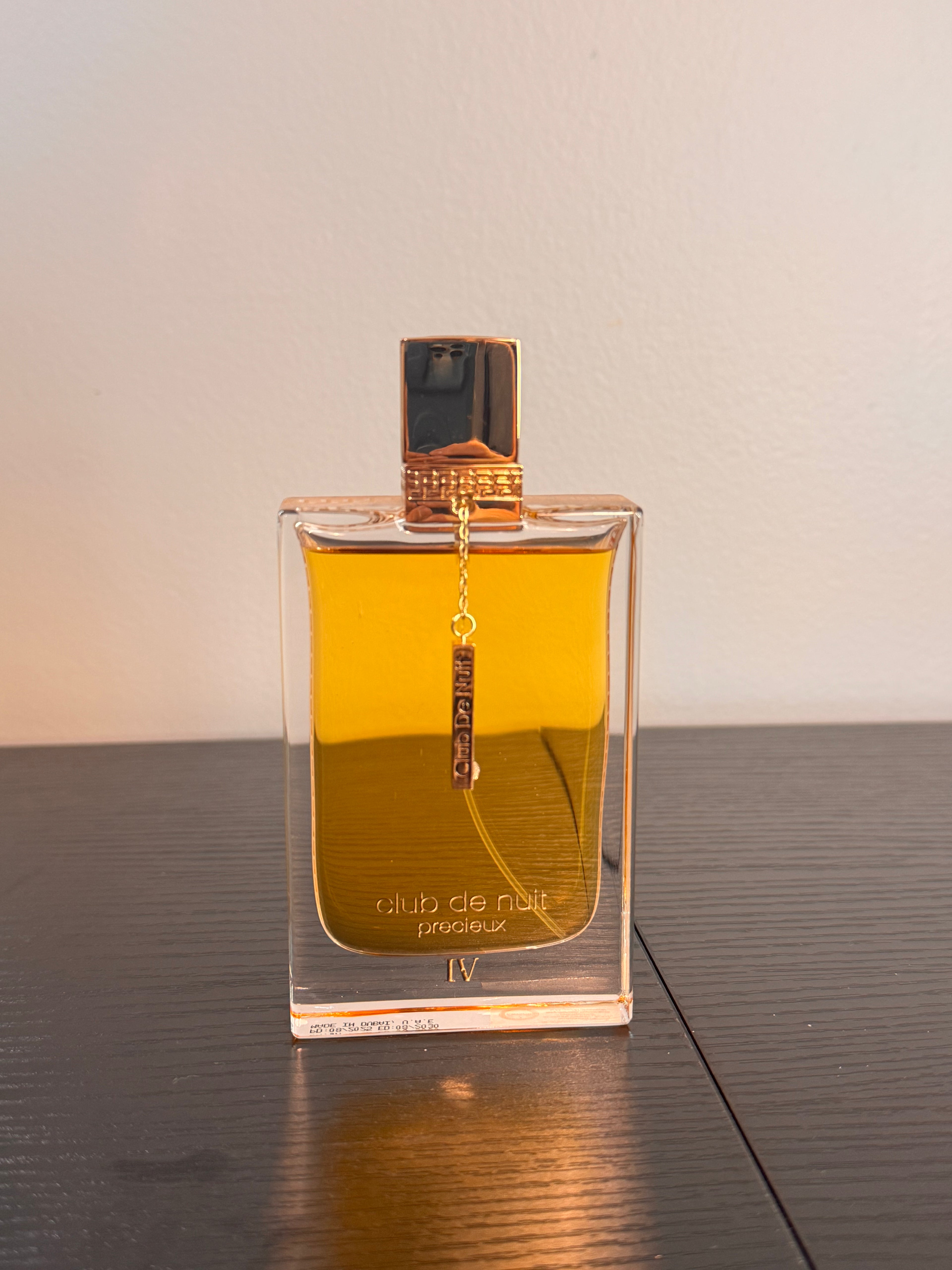 Armaf Club De Nuit Precieux IV Extrait De Parfum 55ml – Mr. & Mrs Armaf Club De Nuit Precieux IV Extrait De Parfum 55ml – Mr. & Mrs